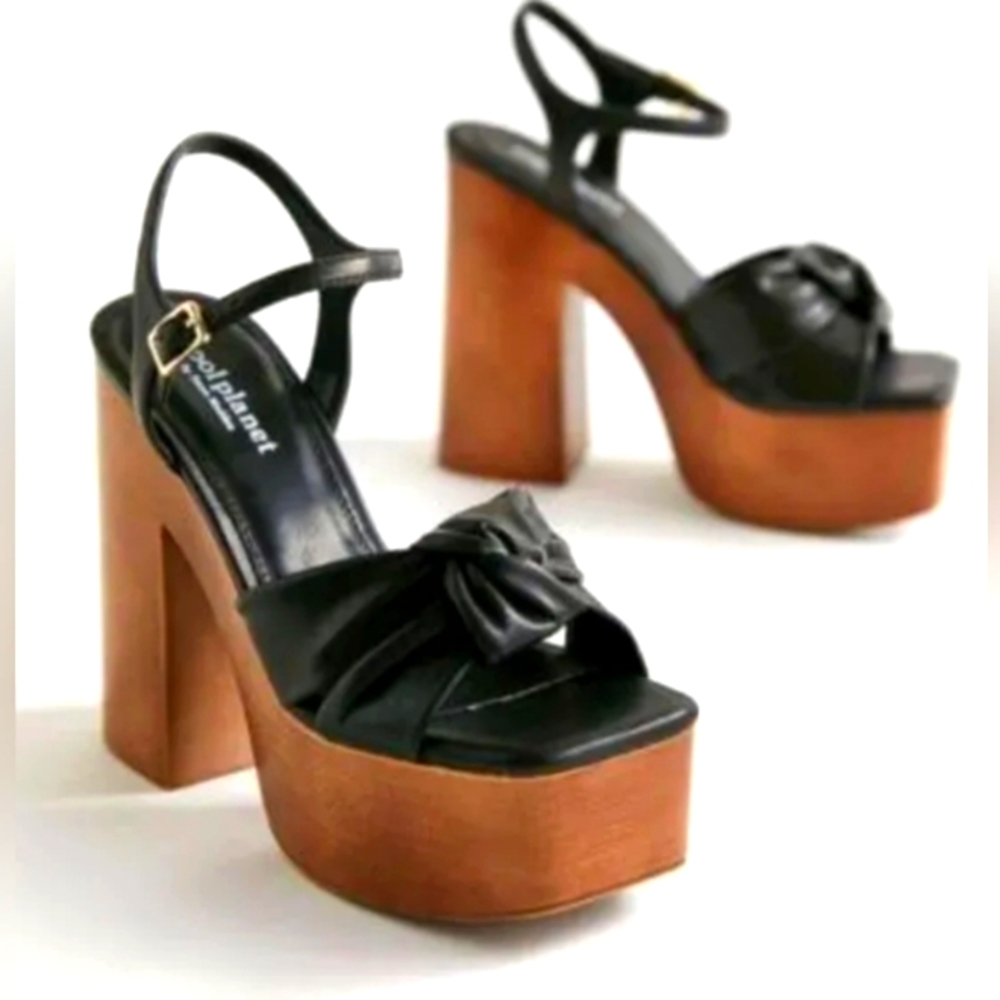 Cool Planet by Steve Madden Jilly’s Black Heeled Platform NWT